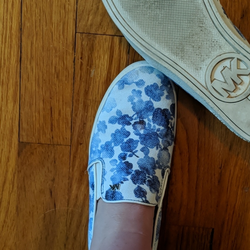MK size 7 Floral slides - Picture 8 of 8